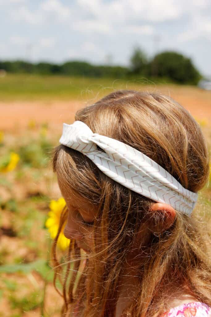 twisted headband pattern DIY fabric headband see kate sew
