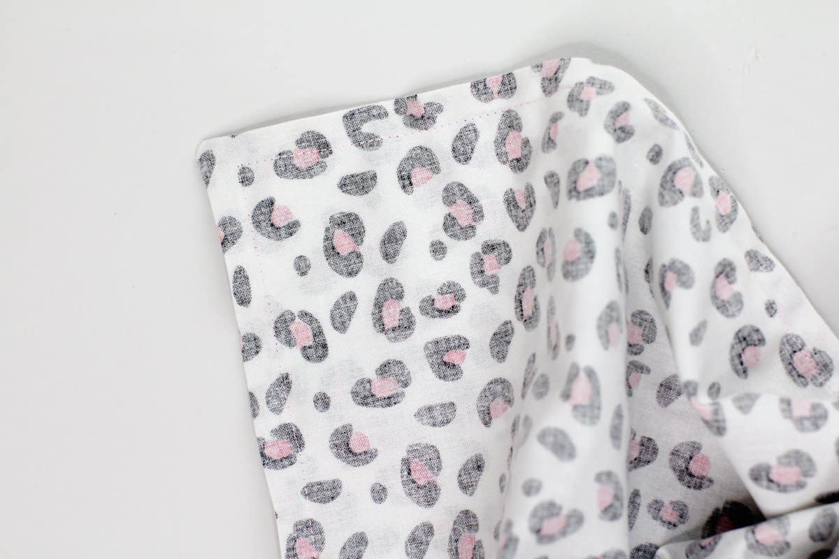 Pillowcase Sewing Pattern - Easy Tutorial - see kate sew