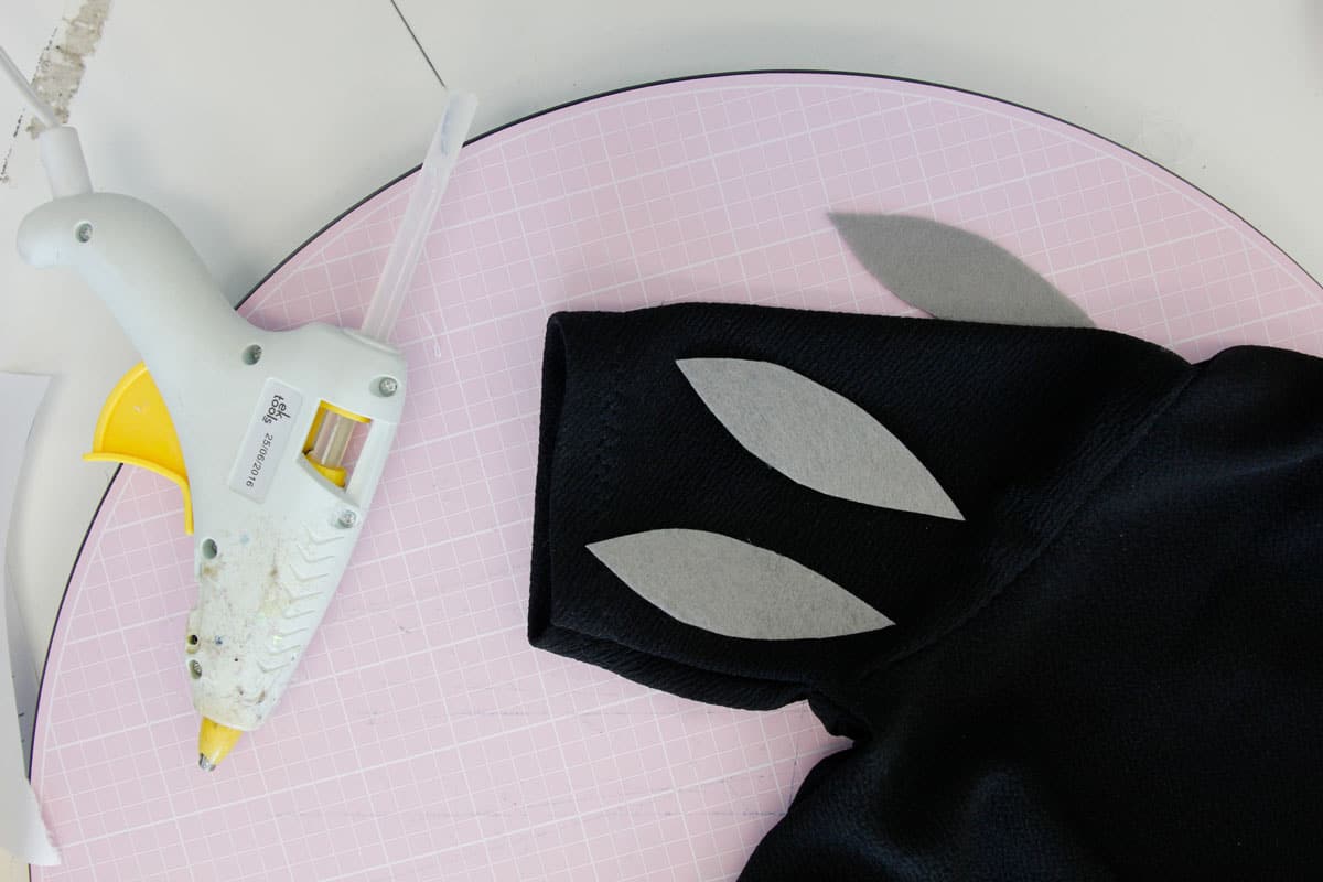 DIY Princess in Black Costume see kate sew