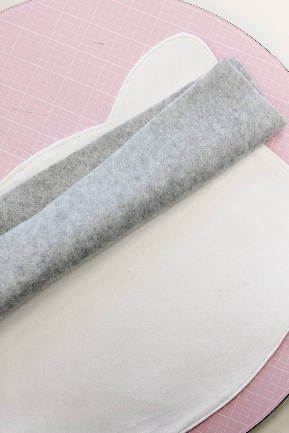 DIY Snuffle Mat for Dogs or Cats see kate sew