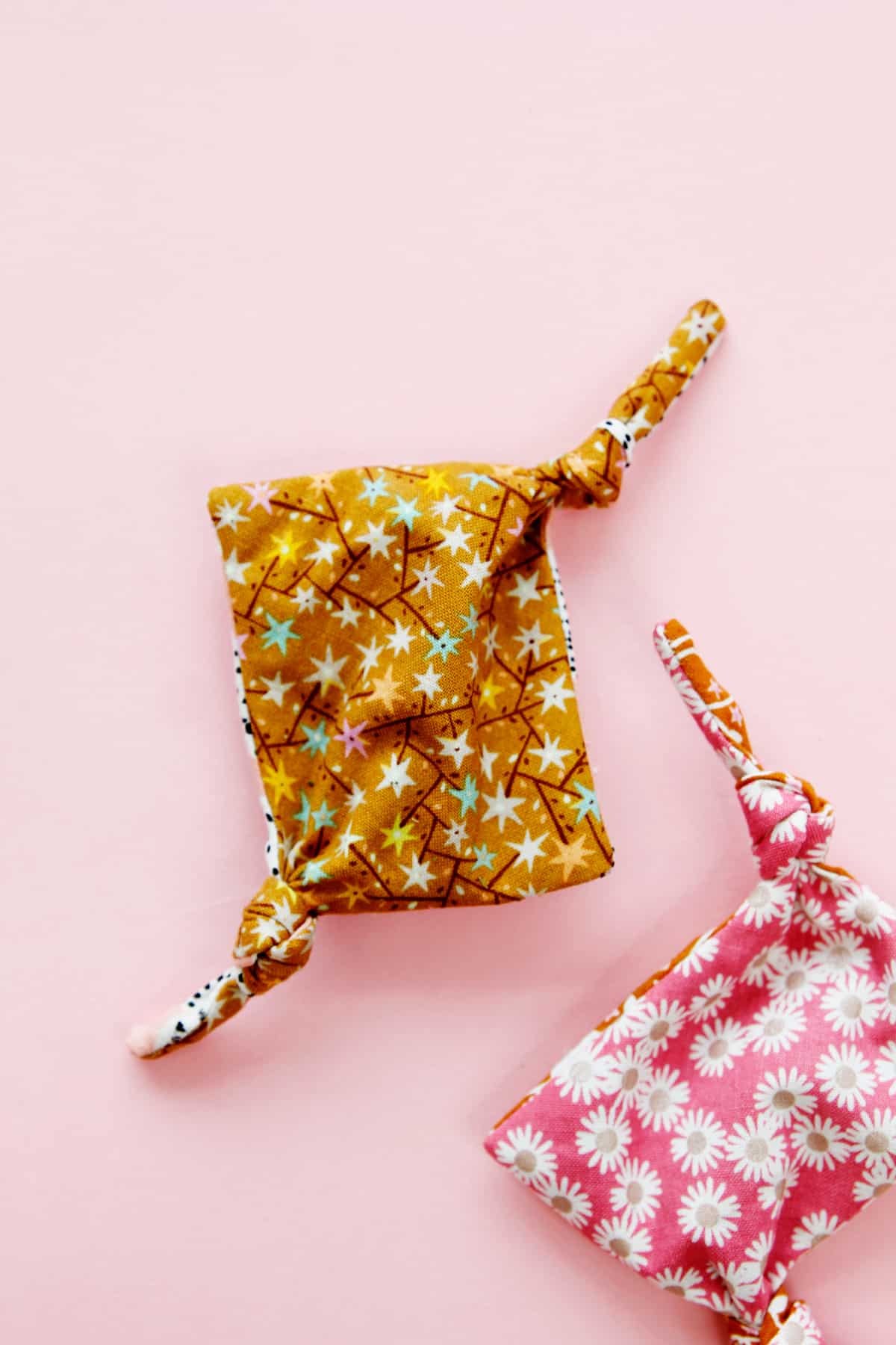 DIY Catnip Pouch Make a Refillable Catnip Toy see kate sew