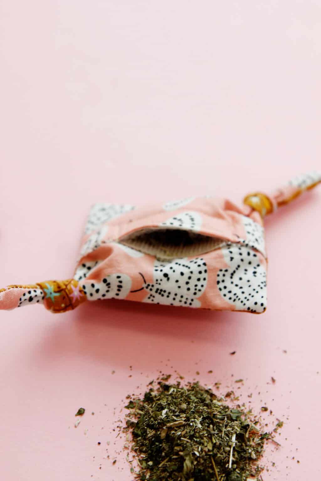 DIY Catnip Pouch Make a Refillable Catnip Toy see kate sew