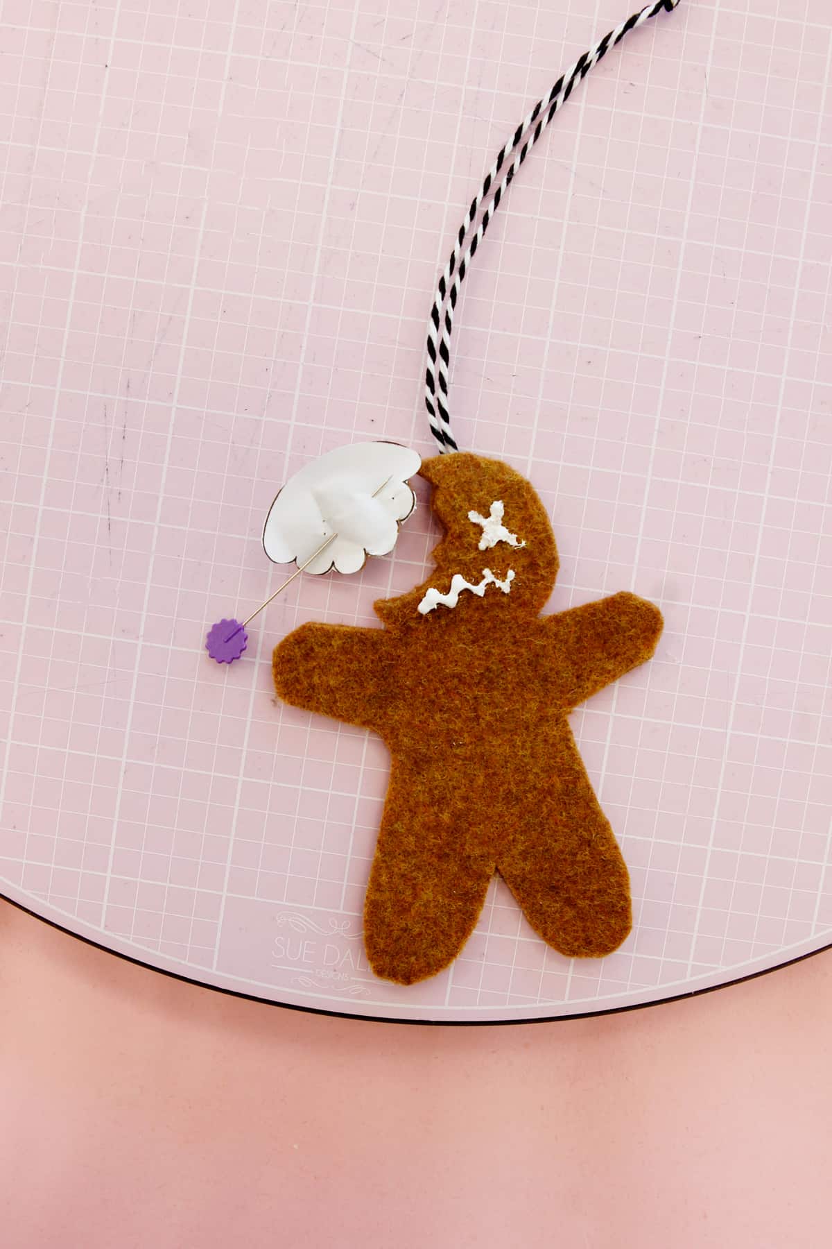 Felt Gingerbread Man Ornament Pattern - with bites! - see kate sew