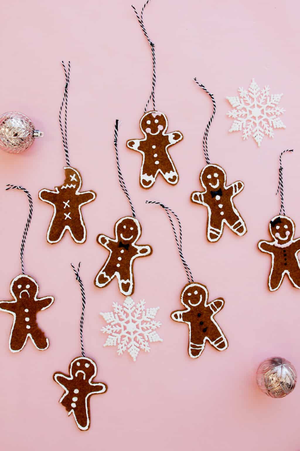 felt-gingerbread-man-ornament-pattern-with-bites-see-kate-sew