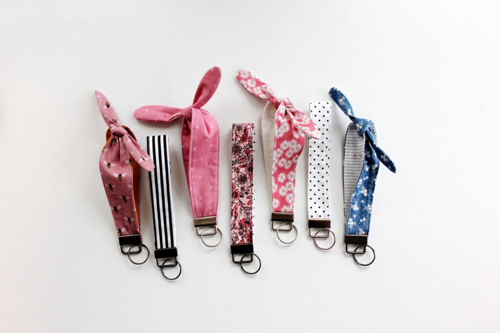 iThinksew - Patterns and More - Key Fob Wristlet Keychain Sewing