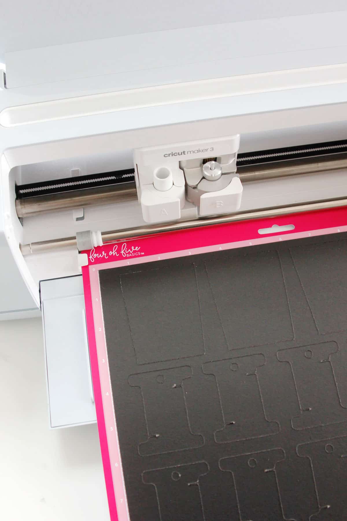 Free Floss Bobbin Template for Embroidery Storage see kate sew