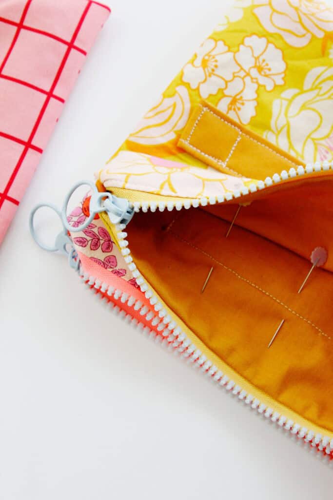 How To Make An Accordion Zipper Pouch