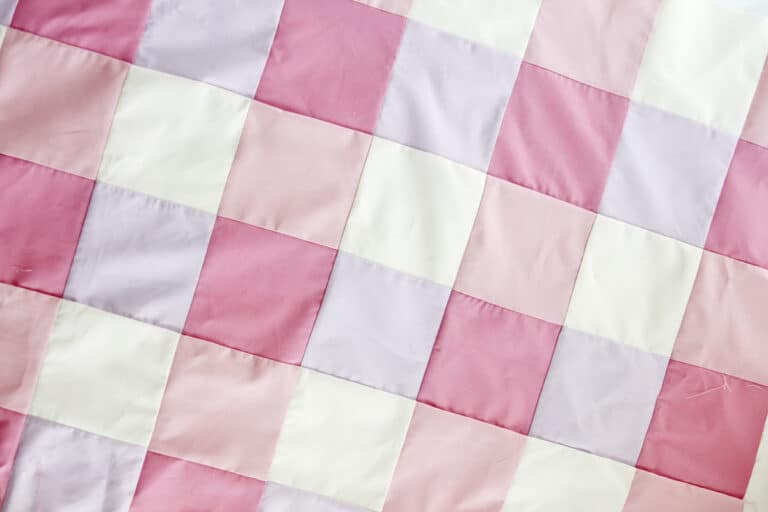 buffalo-plaid-quilt-pattern-free-charm-square-quilt-see-kate-sew