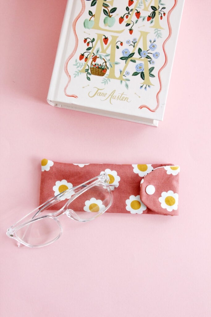 Reading Glasses Case Sewing Pattern