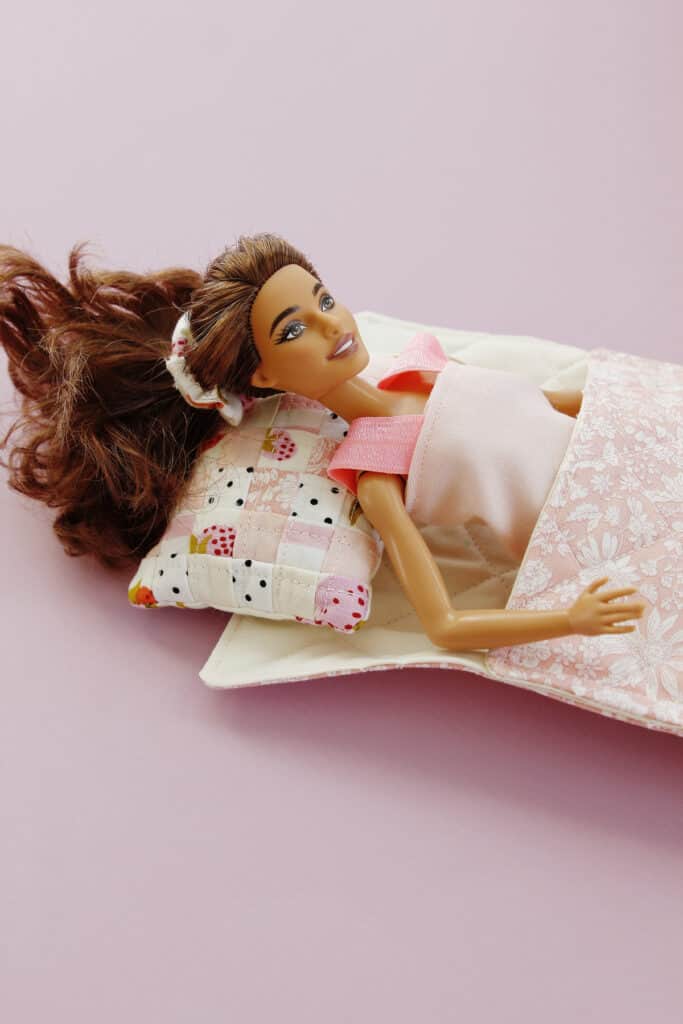 Barbie Pillow Tutorial