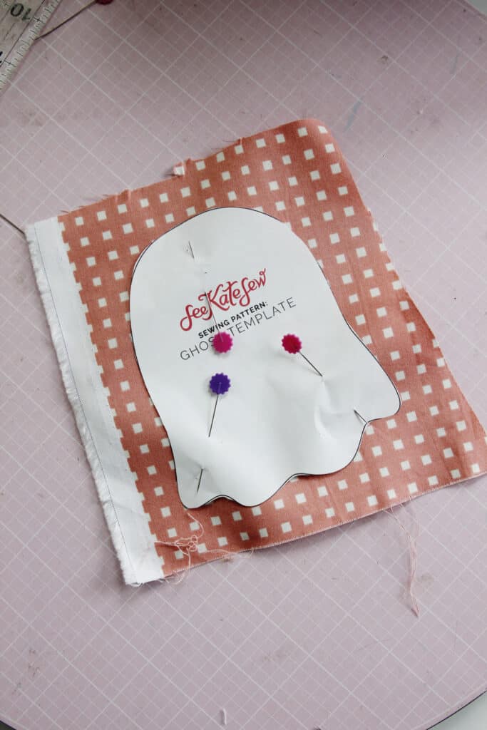 Ghost Applique Shirt - Hey Boo!